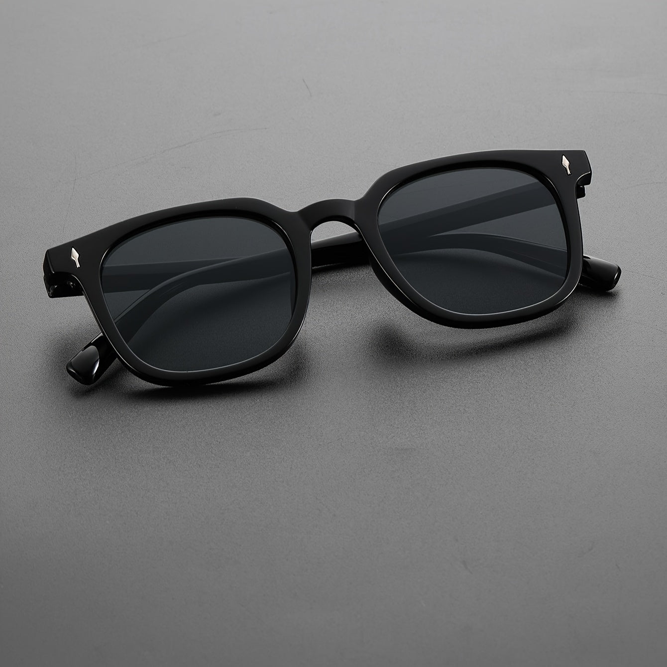 WEXLEY – PEMBROKE SUNGLASSES