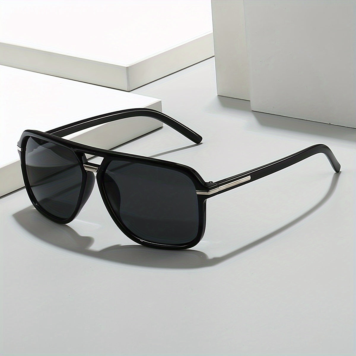 WEXLEY – CAVERSHAM SUNGLASSES